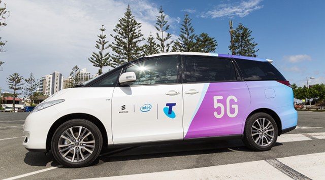 Telstra5G_car_738
